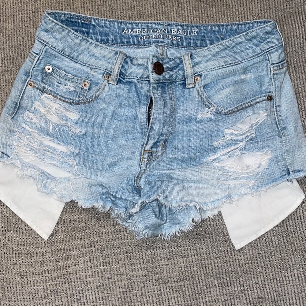 Womens American eagle shorts ripped size 4